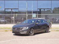 Grau Gebraucht 2017 Volvo S60 Momentum Limousine | 11.300 € (Fairer Preis)