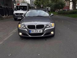Grau Gebraucht 2010 BMW 318 Limousine | 3.600 € (Guter Preis)