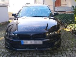 Schwarz Gebraucht 2001 Mitsubishi Galant Kombi | 2.000 €