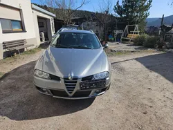 Silber Gebraucht 2006 Alfa Romeo Crosswagon Kombi | 1.500 €