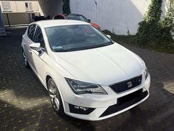 Weiß Gebraucht 2015 Seat Leon FR Limousine | 11.000 € (Fairer Preis)