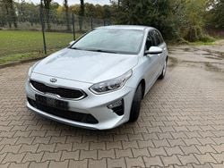 Silber Gebraucht 2019 Kia Ceed Edition 7 Limousine | 9.100 € (Guter Preis)