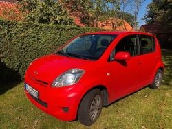 Rot Gebraucht 2009 Daihatsu Sirion Kleinwagen | 1.200 € (Guter Preis)