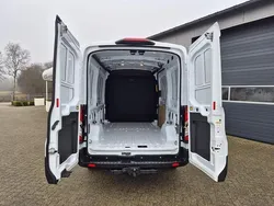 Frozen white Neu 2024 Ford Transit Trend Van / Kleinbus | 42.489 € (Fairer Preis)