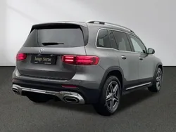 Grau Gebraucht 2024 Mercedes GLB220 AMG SUV | 53.900 € (Teuer)