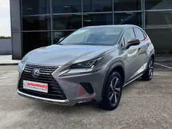 Silber Gebraucht 2021 Lexus NX300h E-FOUR Luxury Line SUV | 37.990 € (Teuer)
