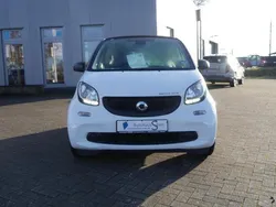 Weiß Gebraucht 2018 Smart ForTwo Electric Drive | 9.790 € (Fairer Preis)