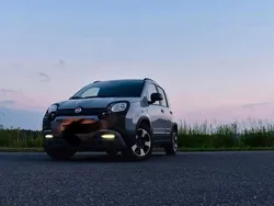 Grau Gebraucht 2018 Fiat Panda Cross Cross Kleinwagen | 8.500 €