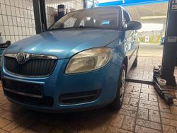 Blau Gebraucht 2008 Skoda Roomster Kombi | 3.490 € (Fairer Preis)