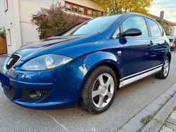 Blau Gebraucht 2005 Seat Altea Sport Van / Kleinbus | 2.890 € (Fairer Preis)