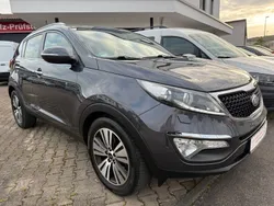 Grau Gebraucht 2014 Kia Sportage Spirit SUV | 8.800 € (Fairer Preis)