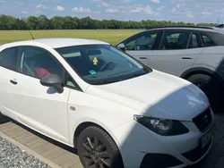 Weiß Gebraucht 2009 Seat Ibiza Reference Limousine | 3.000 € (Guter Preis)
