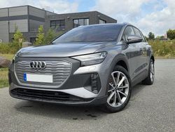 Grau Gebraucht 2023 Audi Q4 e-tron Ambiente SUV | 37.490 € (Teuer)