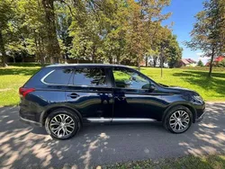 Blau Gebraucht 2018 Mitsubishi Outlander SUV | 14.000 € (Fairer Preis)
