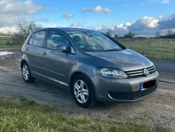 Grau Gebraucht 2009 VW Golf Plus Van / Kleinbus | 6.850 € (Fairer Preis)