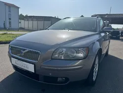 Grau Gebraucht 2006 Volvo V50 Momentum Kombi | 3.450 € (Fairer Preis)