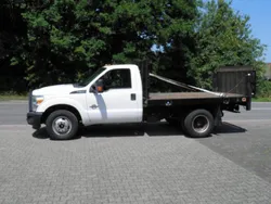 Weiß Gebraucht 2012 Ford F350 SUV | 23.500 €