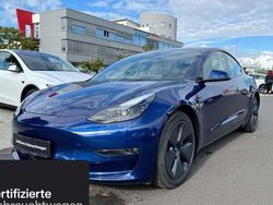 Blau Gebraucht 2021 Tesla Model 3 Long Range RWD Limousine | 32.400 € (Teuer)