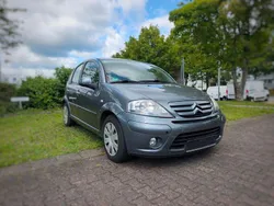 Grau Gebraucht 2009 Citroën C3 Exclusive Kleinwagen | 1.490 € (Fairer Preis)