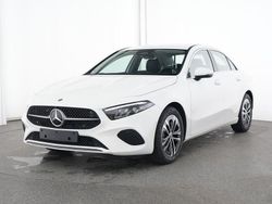Weiß Gebraucht 2024 Mercedes A180 Progressive Limousine | 31.780 € (Etwas zu teuer)