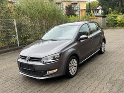 Grau Gebraucht 2011 VW Polo Comfortline Kleinwagen | 7.690 € (Fairer Preis)