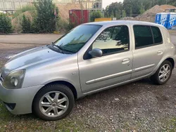 Silber Gebraucht 2008 Renault Clio II Campus Kleinwagen | 1.750 € (Fairer Preis)