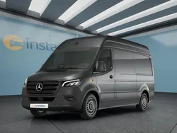 Grau Gebraucht 2024 Mercedes Sprinter Van | 47.349 € (Teuer)