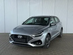 Shimmering silver metallic Neu 2025 Hyundai i30 GO! | 21.330 € (Superpreis)