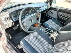 Braun Gebraucht 1991 Mercedes 190 Limousine | 8.500 €