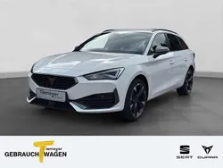 Weiß Gebraucht 2022 Cupra Leon Kombi | 23.880 € (Superpreis)