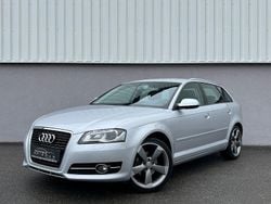 Silber Gebraucht 2012 Audi A3 Sportback Performance Limousine | 8.990 € (Fairer Preis)