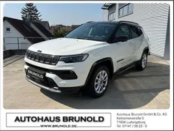 Alpine white Gebraucht 2023 Jeep Compass SUV | 39.900 €