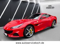 Rot Gebraucht 2022 Ferrari Portofino Cabrio | 285.000 €