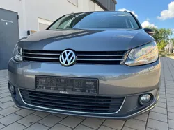Grau Gebraucht 2012 VW Touran Match Van / Kleinbus | 5.950 € (Superpreis)