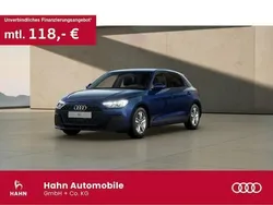 Navarrablau metallic Gebraucht 2025 Audi A1 Sportback Ambiente Kleinwagen | 28.400 € (Guter Preis)