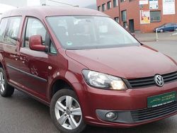 Rot Gebraucht 2012 VW Caddy Van / Kleinbus | 7.790 € (Fairer Preis)