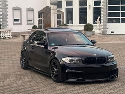 Schwarz Gebraucht 2009 BMW 123 Coupé Coupé | 11.500 €