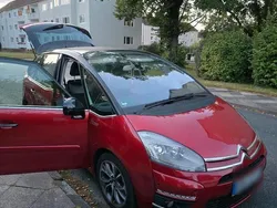 Rot Gebraucht 2011 Citroën C4 Limousine | 3.650 €