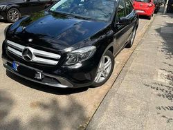 Gebraucht 2015 Mercedes GLA200 StreetStyle SUV | 13.000 € (Fairer Preis)