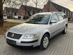 Silber Gebraucht 2001 VW Passat Basis Kombi | 2.490 € (Fairer Preis)