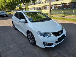Weiß Gebraucht 2016 Honda Civic Elegance Limousine | 11.500 € (Fairer Preis)