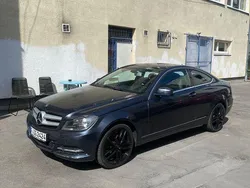 Blau Gebraucht 2012 Mercedes C180 Coupé | 7.999 € (Superpreis)