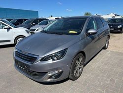 Grau Gebraucht 2017 Peugeot 308 SW Allure Kombi | 5.000 €