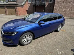 Blau Gebraucht 2024 Skoda Superb Selection Kombi | 32.990 € (Superpreis)
