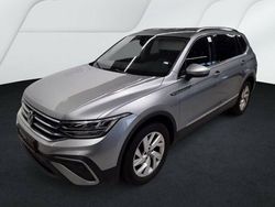 Silber Gebraucht 2024 VW Tiguan Life SUV | 35.890 € (Fairer Preis)