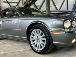 Silber Gebraucht 2003 Jaguar XJ8 Limousine | 17.888 € (Etwas zu teuer)