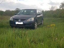 Schwarz Gebraucht 2005 Mitsubishi Lancer Comfort Edition Kombi | 2.990 € (Fairer Preis)