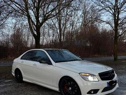 Weiß Gebraucht 2007 Mercedes C350 AMG Limousine | 6.899 € (Fairer Preis)