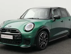 Grün Gebraucht 2024 Mini John Cooper Works Kleinwagen | 31.729 € (Guter Preis)