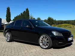 Schwarz Gebraucht 2012 Mercedes C350 Avantgarde Limousine | 17.500 € (Etwas zu teuer)